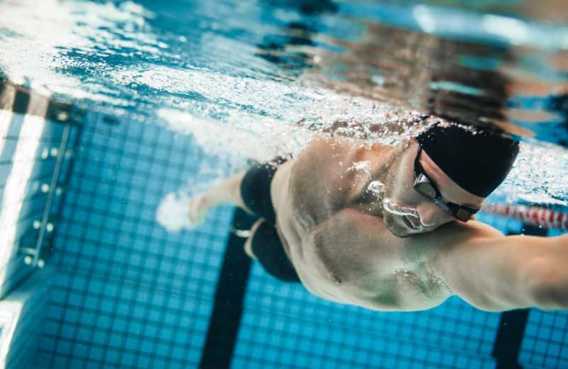 La natation fait partie des meilleurs sports au monde